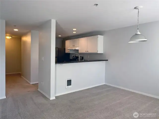 Dining/Kitchen