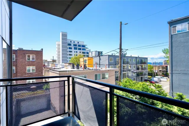 Covered deck with City view