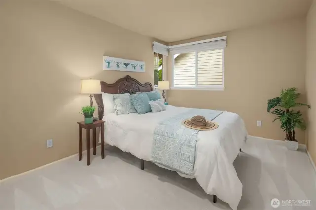2nd bedroom