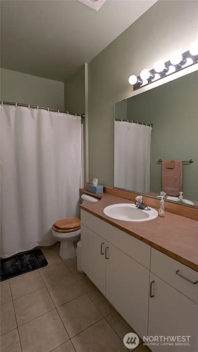 Main Bathroom