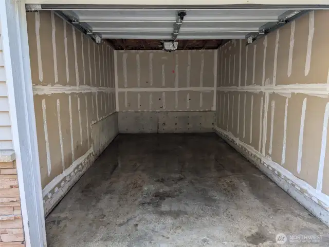 Individual garage