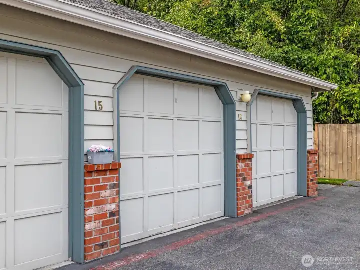 Private Garage #15