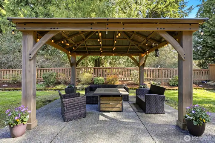 Great setting for morning coffee and evening dinners in the summer.