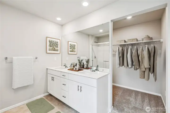 Virtual staging. Photo rendering is representational. Actual home is finishes, elevation, and paint colors may vary. See site agent for details.