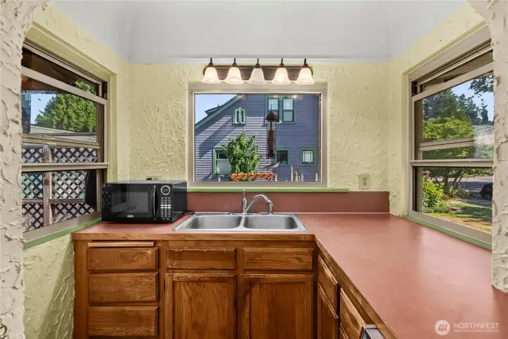 I love the windows over the sink area