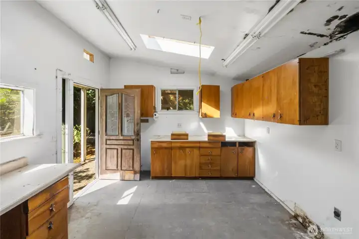 Could be a workshop, office, play shed....