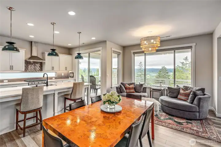Dining/Kitchen w/views
