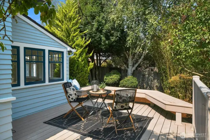 Big Deck off of Kitchen