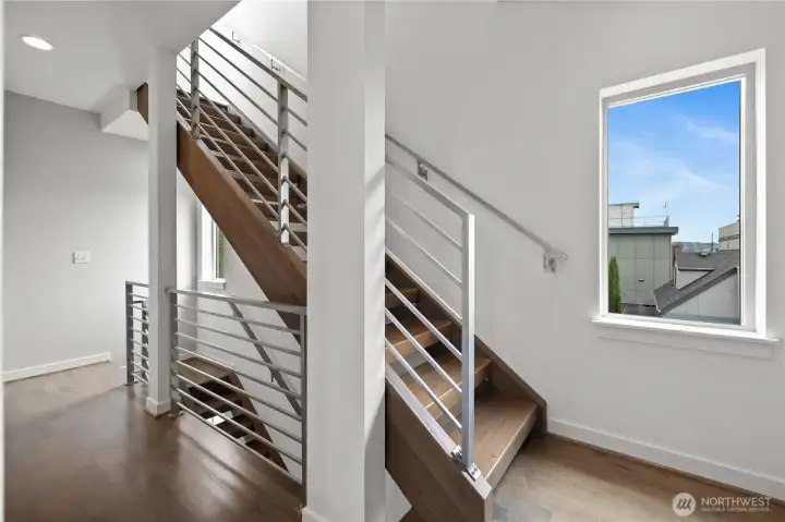 Floating stairs