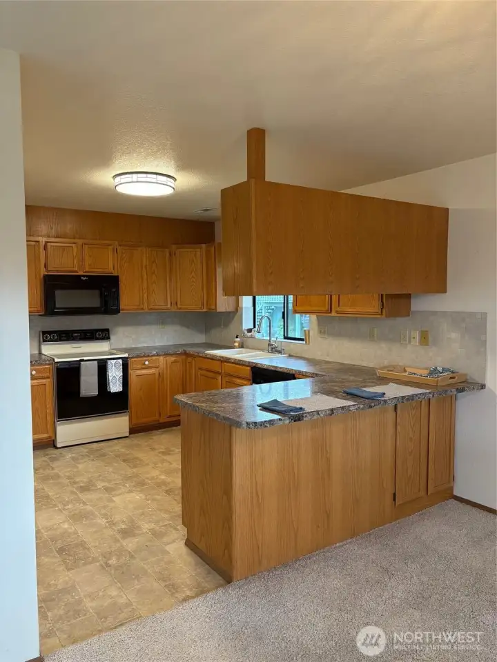 Kitchen peninsula