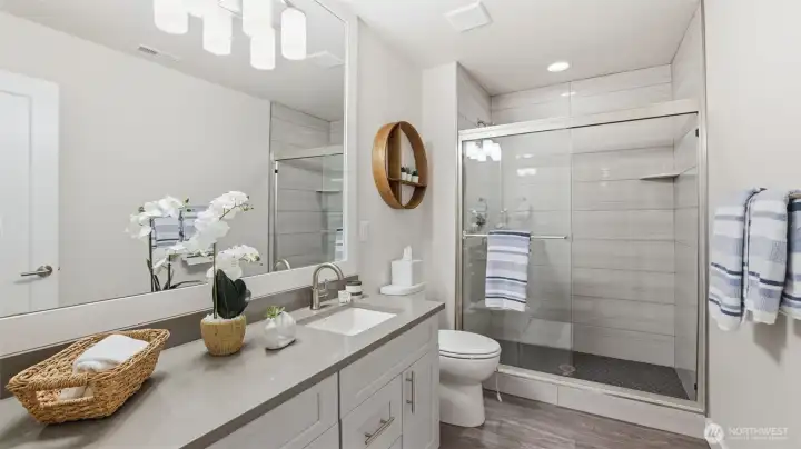 A fresh, modern guest bathroom designed for comfort and everyday convenience.