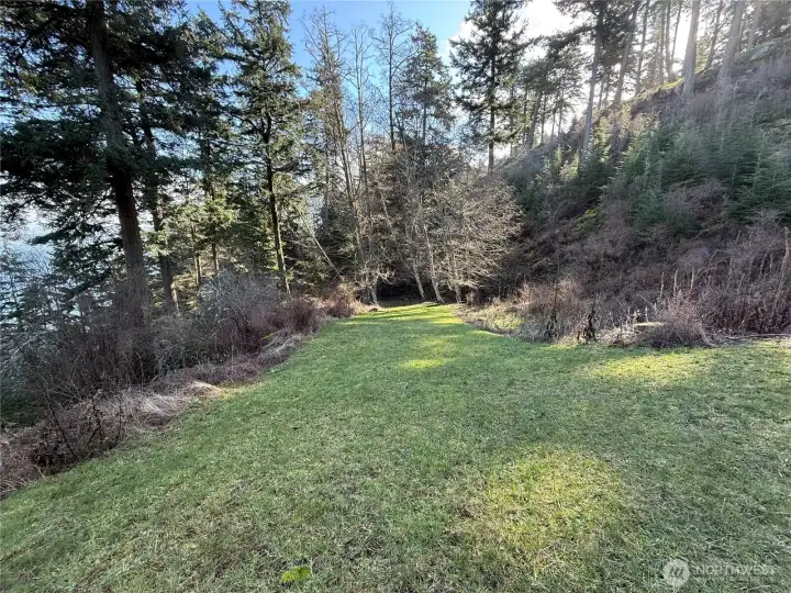 Open grassy path to the community beach