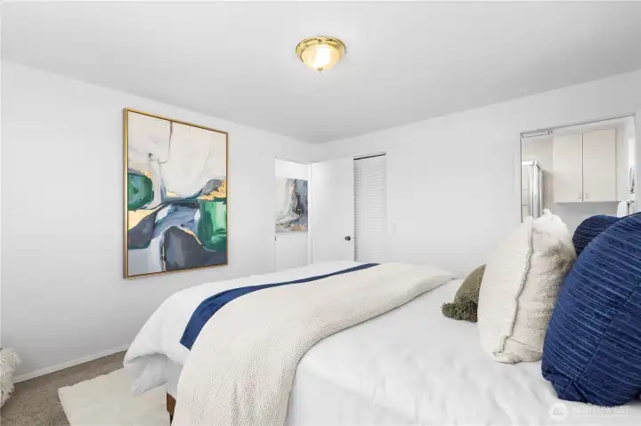 Junior suite with 3/4 bathroom