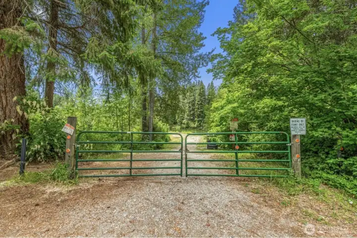 Private Gated Community Wenatchee Riverfront Access
