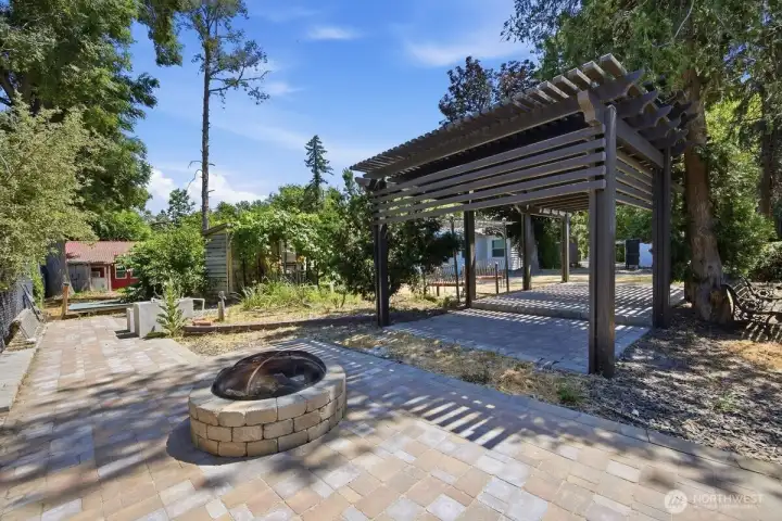 Metal pergola and firepit Metal pergola and firepit