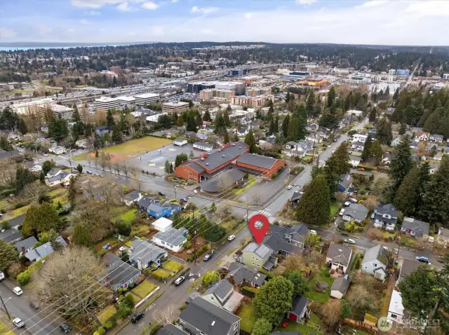 Proximity of the home to Olympic Hills View Elementary