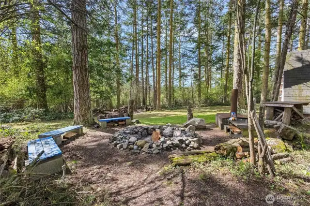 Fun firepit ready for those summer evenings.