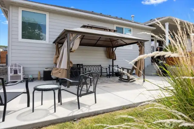 Lower Partially covered patio
