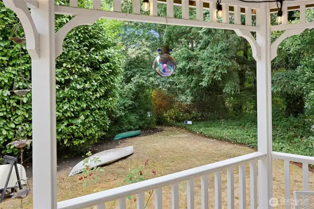 View to Path from the Back Yard to Perspective 213 Eakin Dr to Path to Midden Point Community Beach