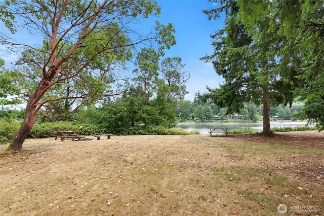 Picnic / Play Area to Perspective 213 Eakin Dr to Path to Midden Point Community Beach