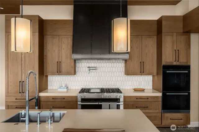 Full, chef's kitchen with Miele appliance package, all the bells and whistles.