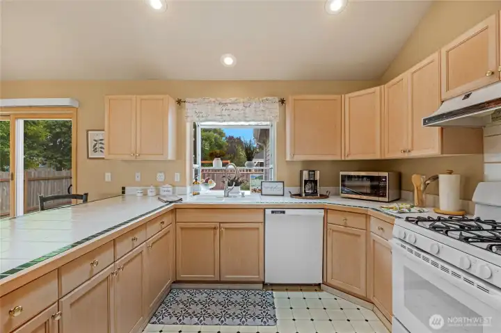 Miles of counter space!