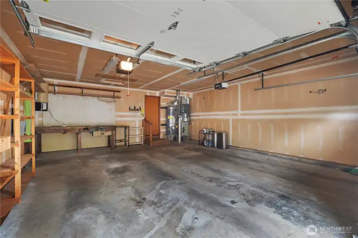2 CAR DOUBLE DOOR GARAGE WITH WORKBENCH