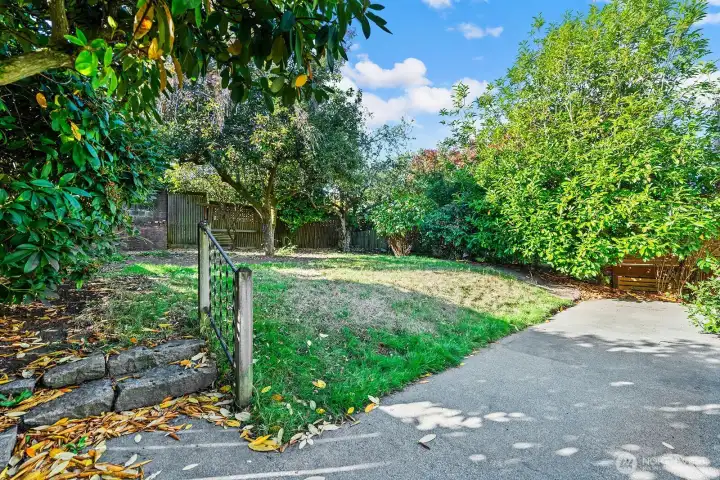 Large private back yard