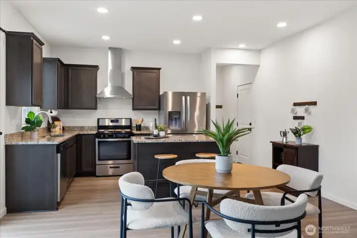 Looking back towards the garage entrance.