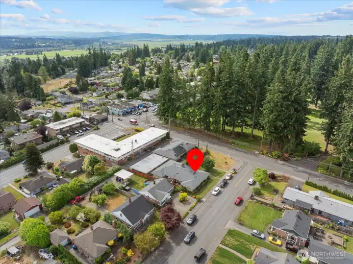 Elevated view showcasing the surrounding neighborhood and scenic Everett surroundings.