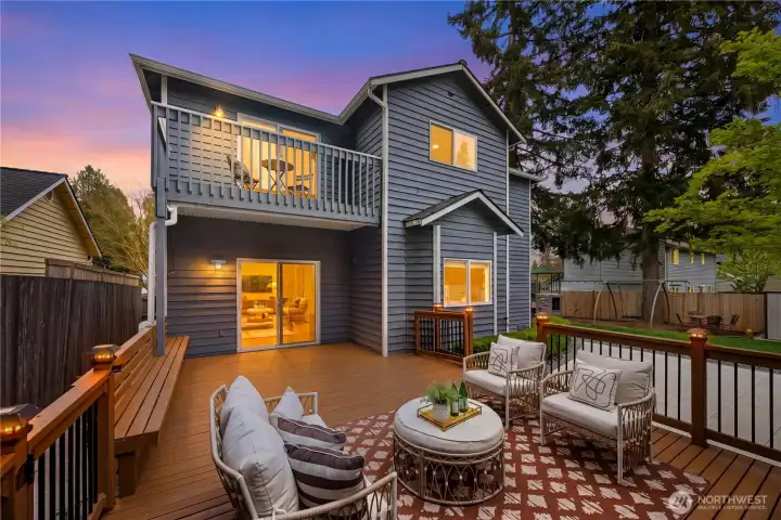 This is taken from the back deck looking back at the home.  The sliding doors lead into the family room/kitchen.