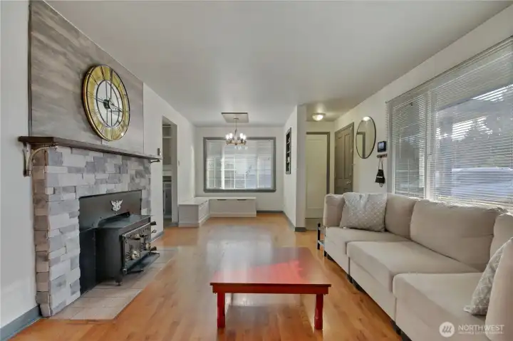 Wood fireplace & hardwood floors