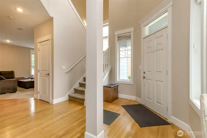 This interior was just fresthly painted and is ready for you to call it home!