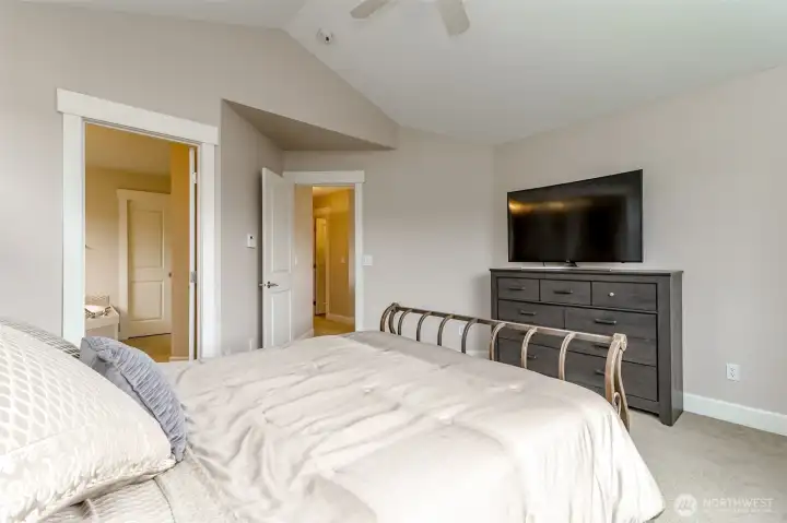 Spacious Primary Suite w/5 Piece Bath & Walk-in Closet