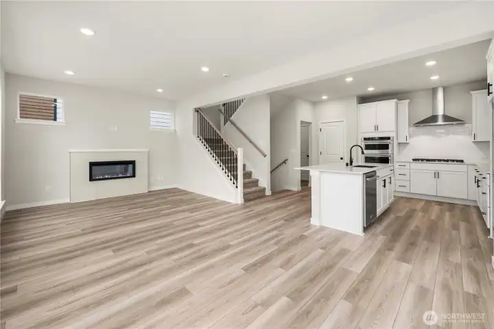 Photo of same plan, different lot