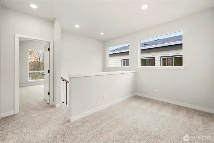 Photo of same plan, different lot