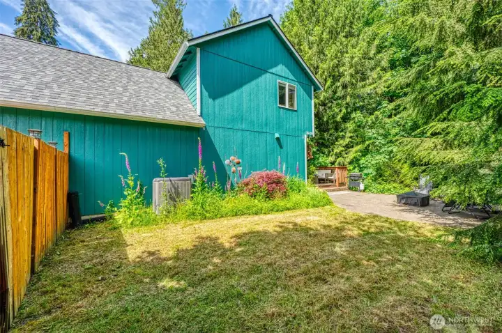 This is the rear/side yard that is partially fenced. This is the rear/side yard that is partially fenced.