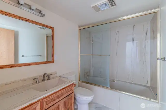 Full bath on upper level.