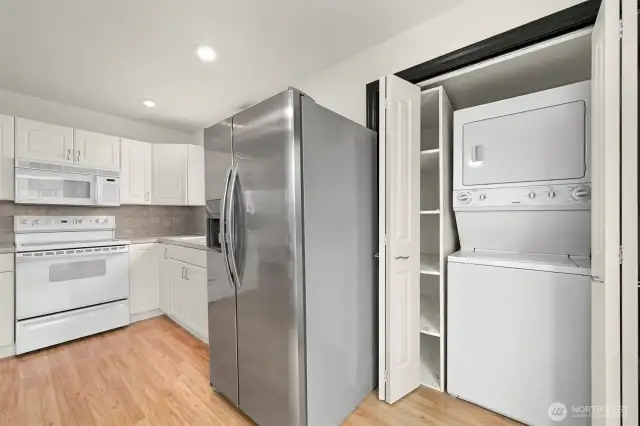 Washer/Dryer in Kitchen