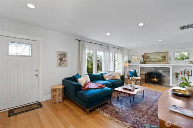 Living Room and Entry
