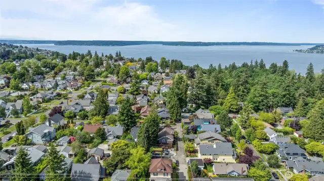 Neighborhood & Puget Sound