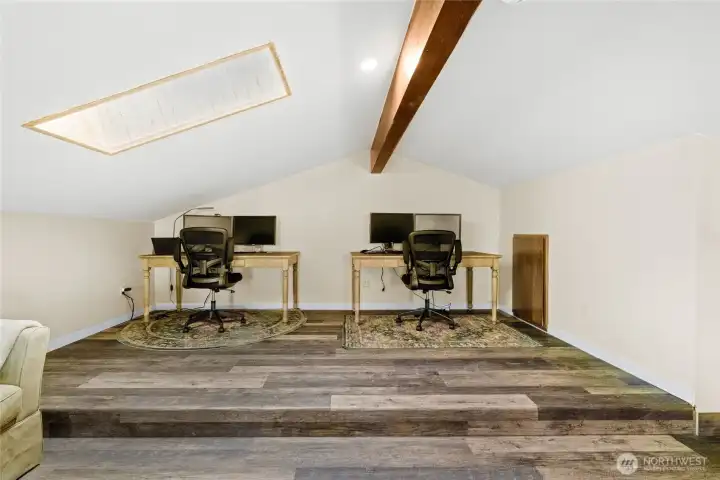 Loft/Office