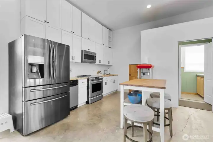 Garage with full kitchen and 3/4 bathroom