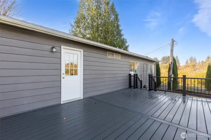 Huge new composite deck!