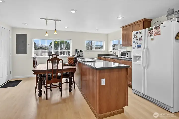 Kitchen with Eating Space