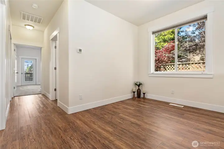 Nice sized dining area