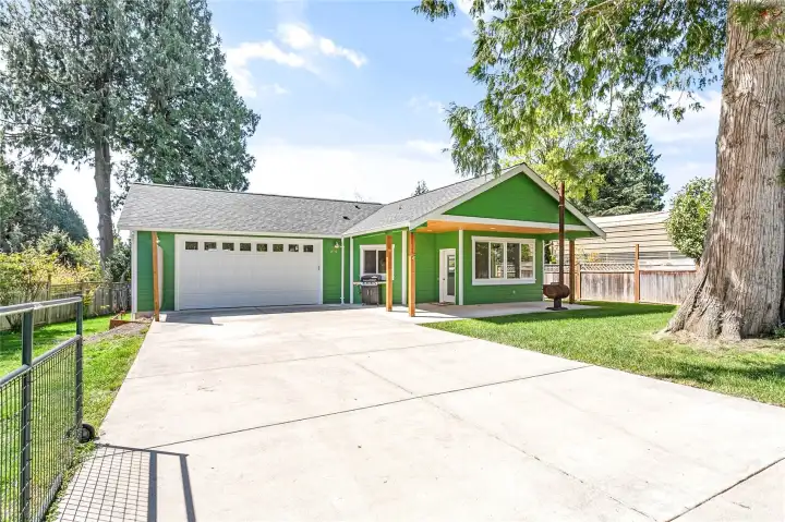 Lots of room for parking