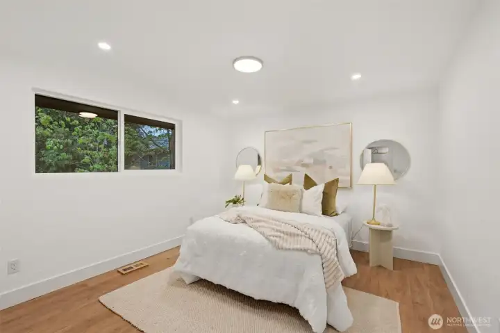 Master bed on main floor