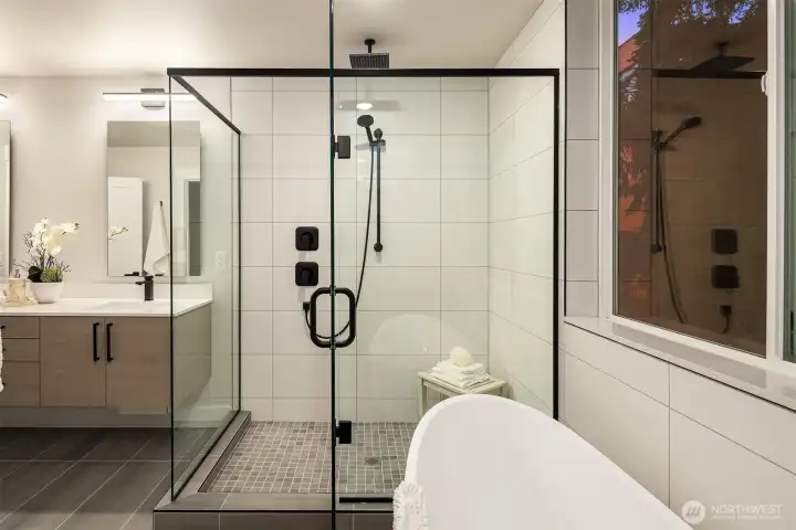 *Photo of Similar Home Onsite*