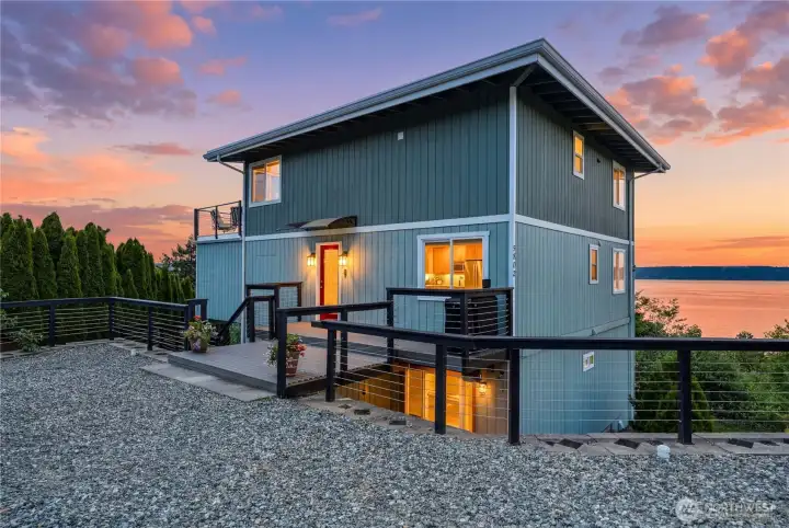 Wonderful Multi-Level Home